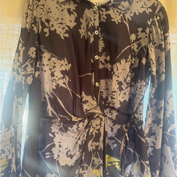 Tops - Floral Button-Up Blouse